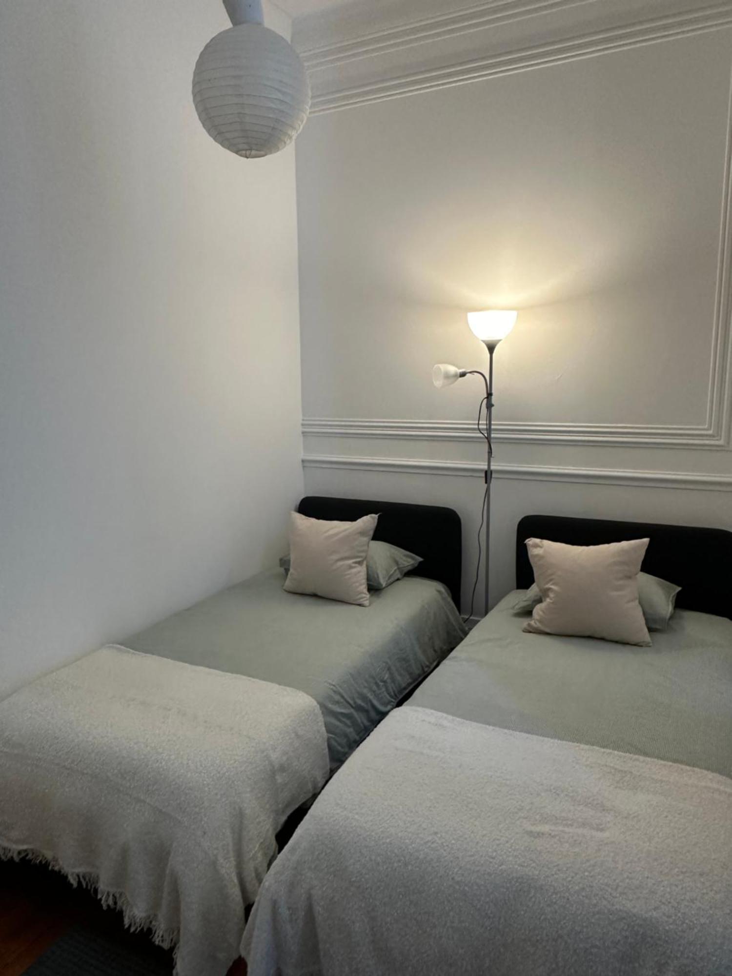 Garden Campo De Ourique Guest House - Hostel ลิสบอน ภายนอก รูปภาพ